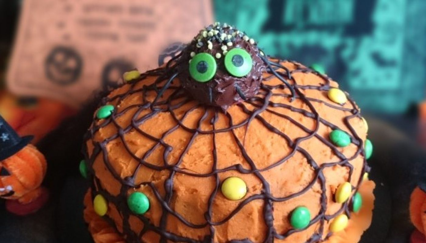 Halloween Spider Cake