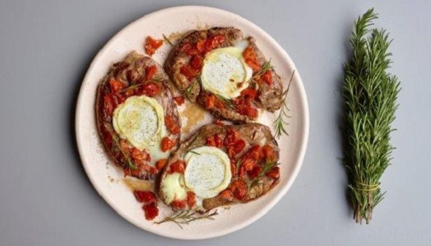 TastyEasyLamb Lamb Steaks with Sundried Tomatoes and Goats' Cheese finished