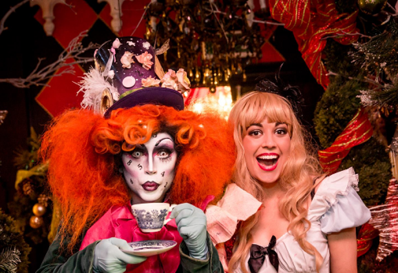 The Perfect Unbirthday Treat This Alice in Wonderland Afternoon Tea Looks Madly Cool