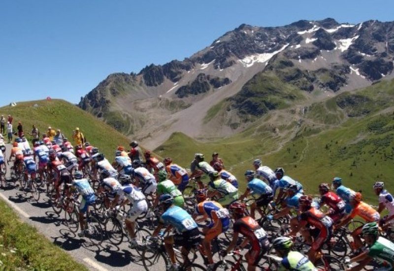 TOUR DE FRANCE - STAGE SEVENTEEN