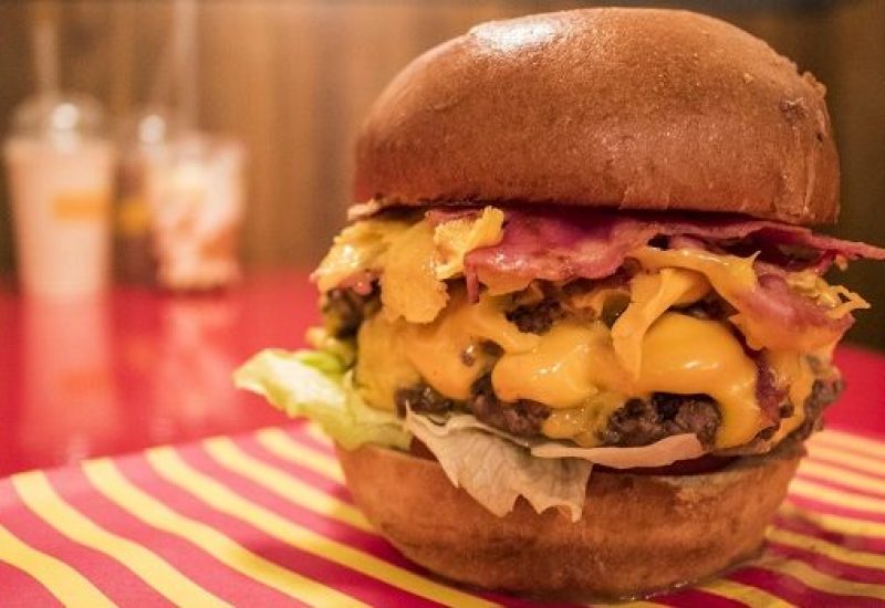 WOW Burger is Now Available in Mary’s Bar & Hardware