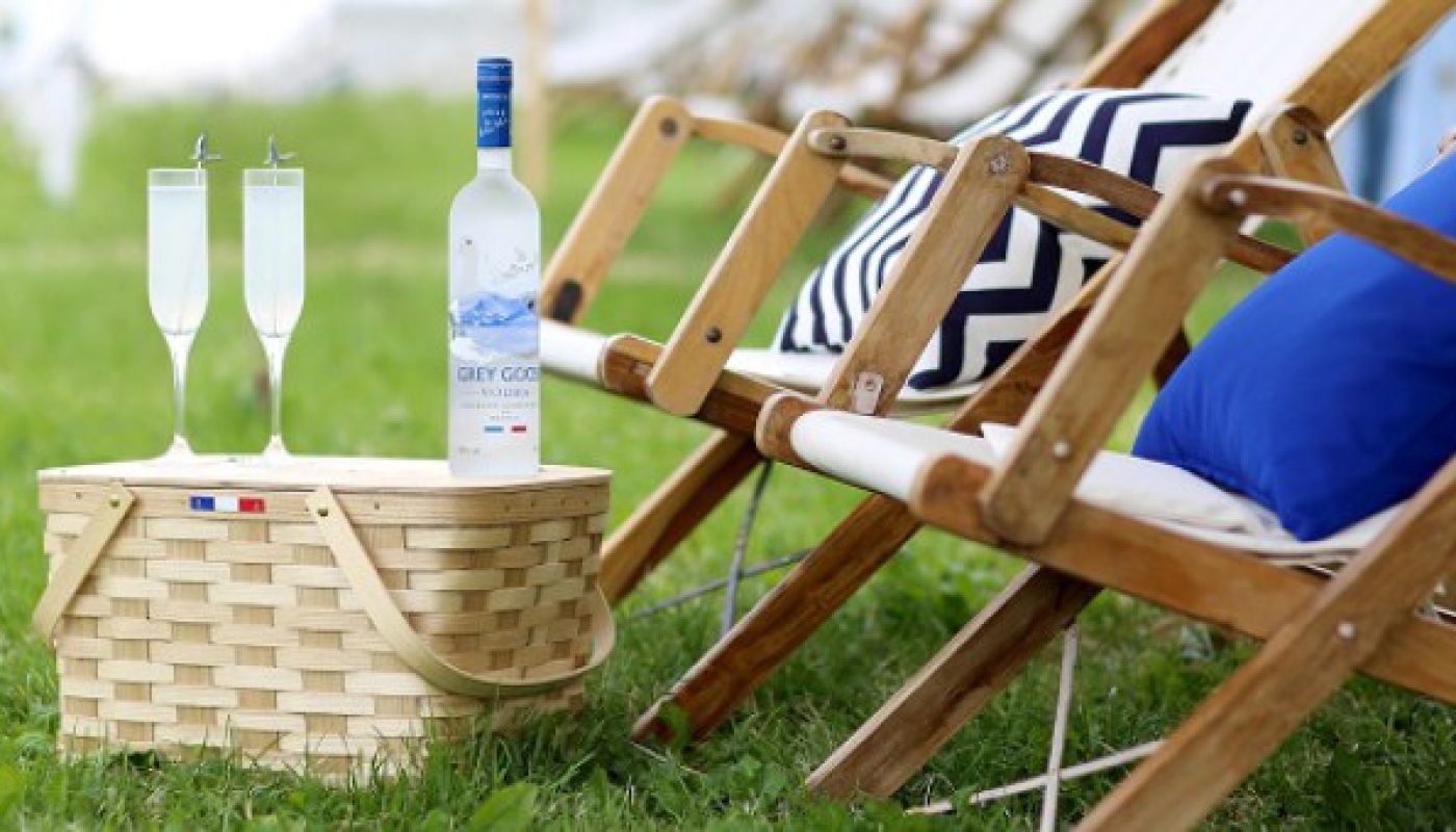 Win a Grey Goose Luxury Hamper and Le Fizz Flutes for a Perfect Valentines Day Drink