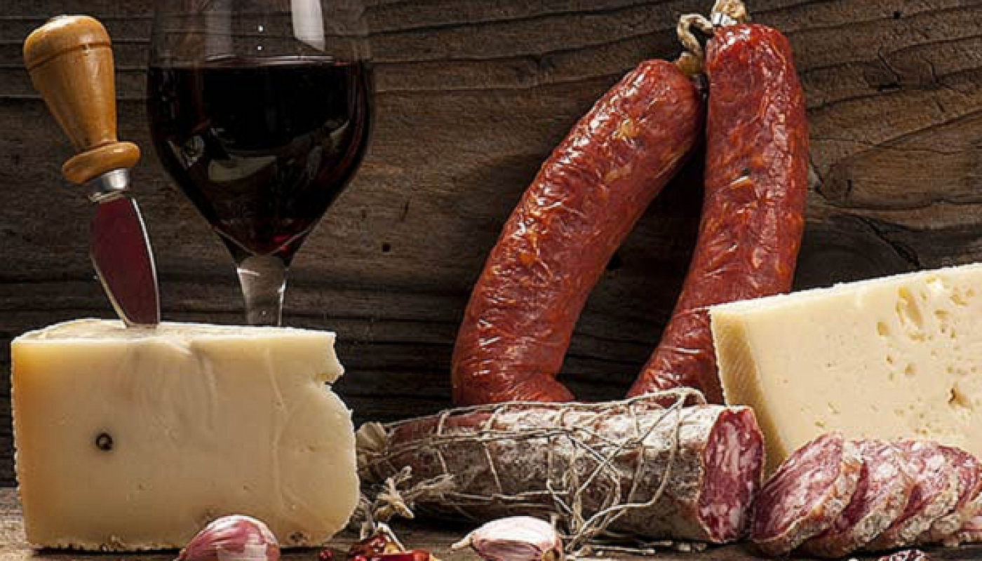 This French Wine Evening at Piglet Wine Bar is the Perfect Excuse for a Delicious Soirée