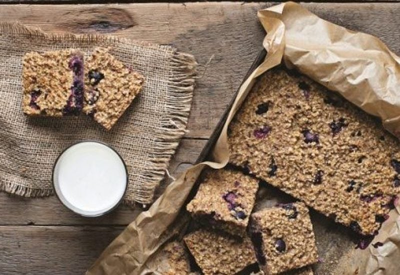 baked berry squares