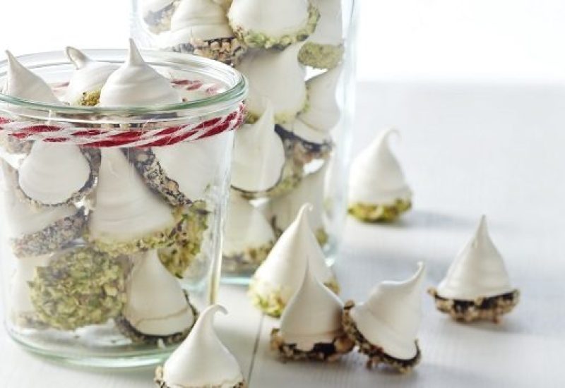 chocolate dipped meringues