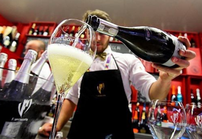 Franciacorta, the Italian Sparkling Giving Champagne a Run for its Money