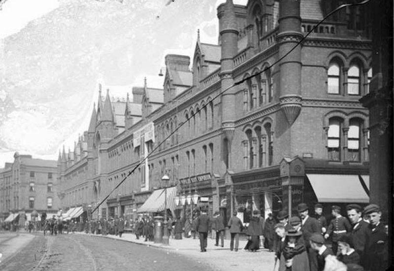 The Emergence and Development of Restaurants in Dublin