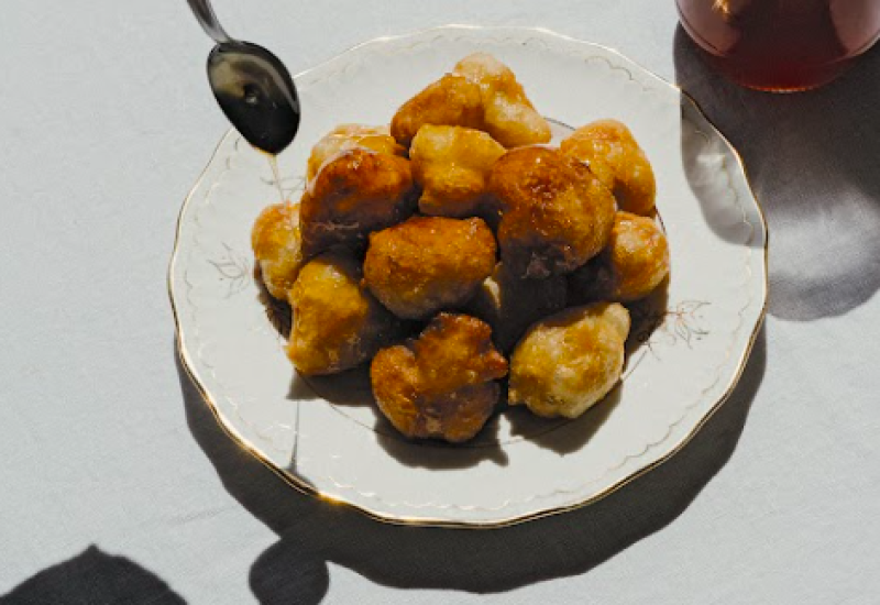 greek doughnuts loukoumades yiayia