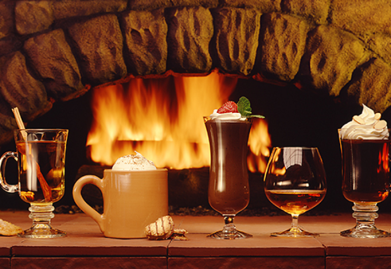 Cozy Up with Hot Cocktails: Tips and Recipes to Keep you Warm this Winter
