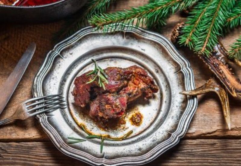 Metal plate with baked venison