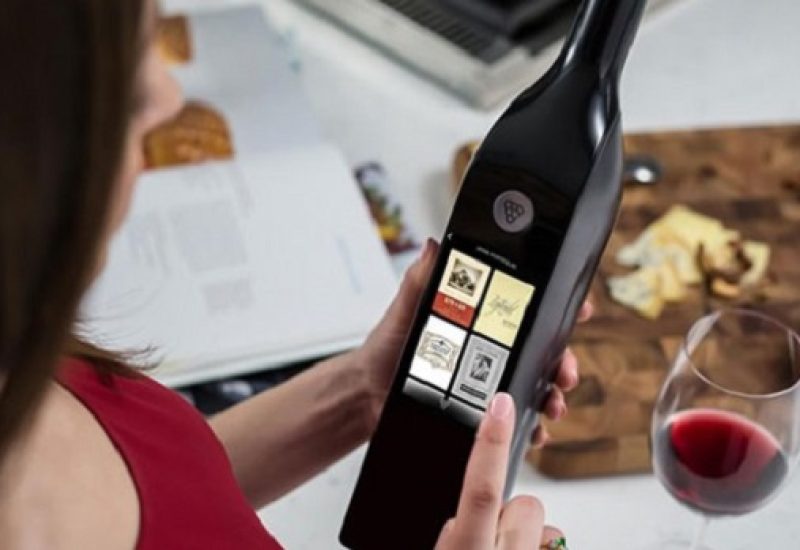 Kuvée, the Hi-Tech Wine Gadget with a Touch Screen and Wi-Fi