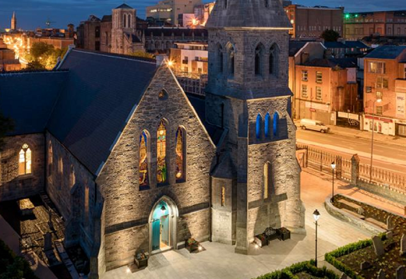 An Evening of Whiskey and Storytelling for Saints and Sinners is Coming to the Pearse Lyons Distillery