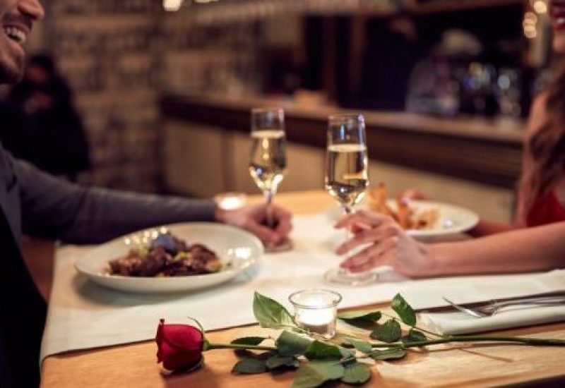 romantic-evening-picture-id649672132