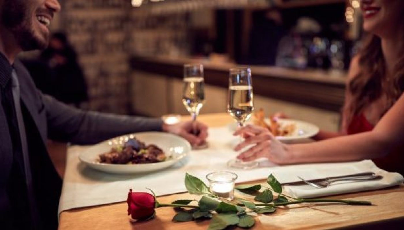 romantic-evening-picture-id649672132