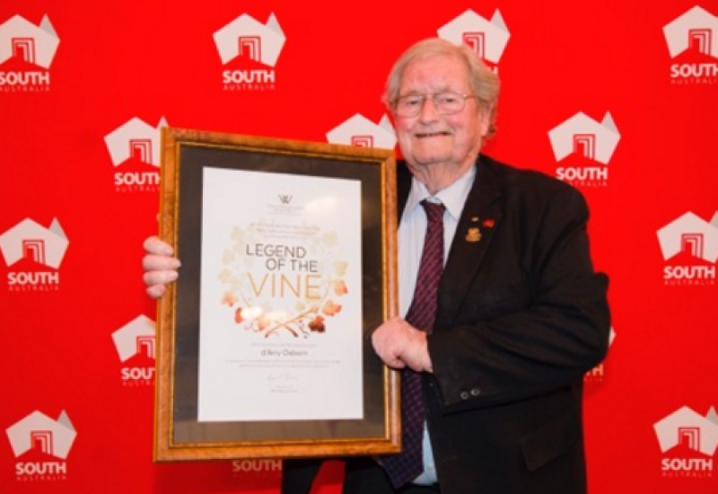 Vigneron d’Arry Osborn from  d’Arenberg Receives Legend of the Wine Award