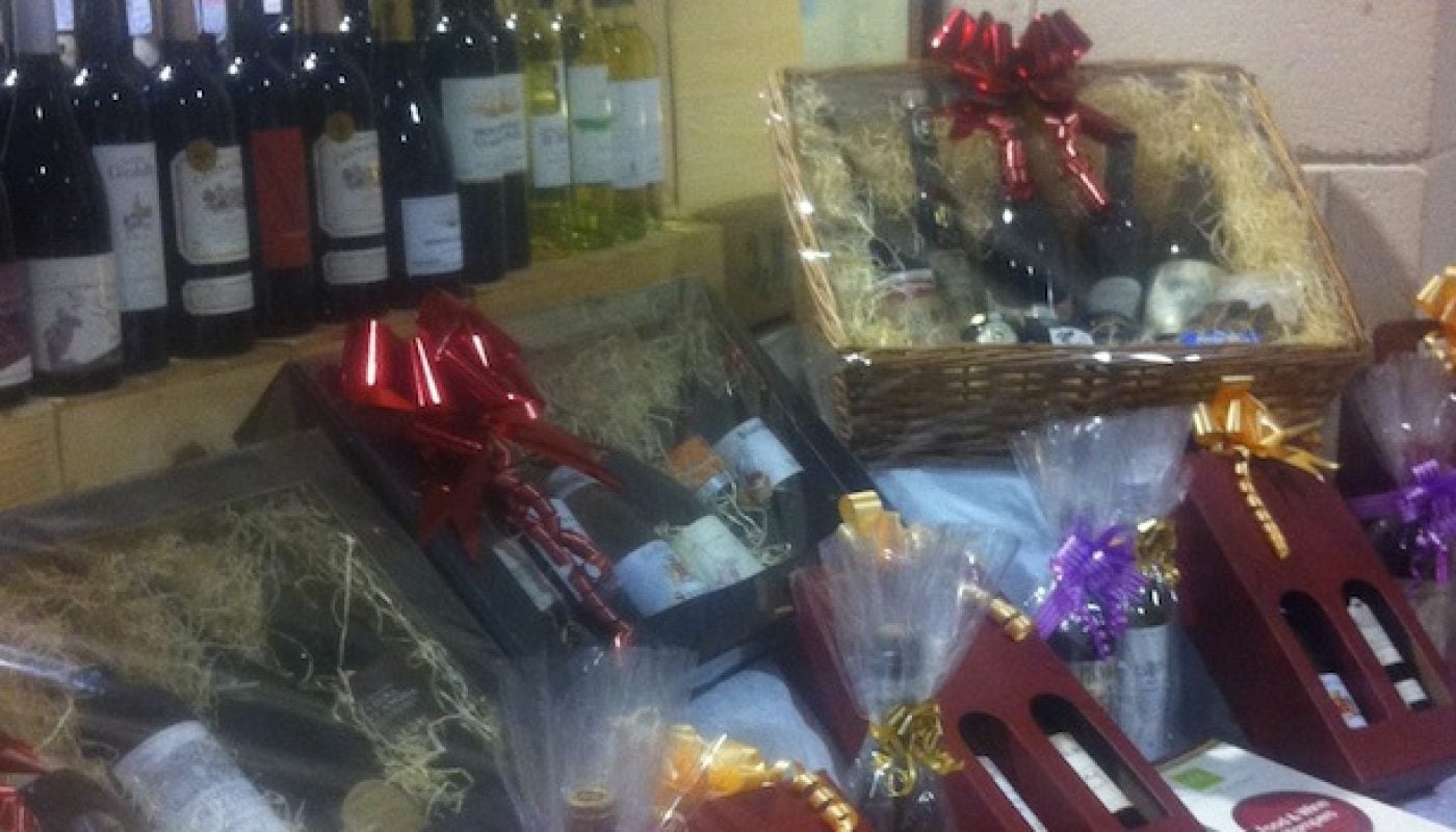 Multi-award winning Honest2Goodness Foodie Hampers for Christmas from €42